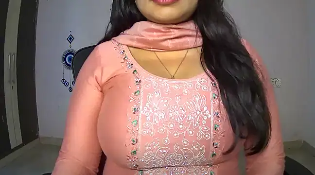 Swetaa  online show from 02/25/25, 08:14