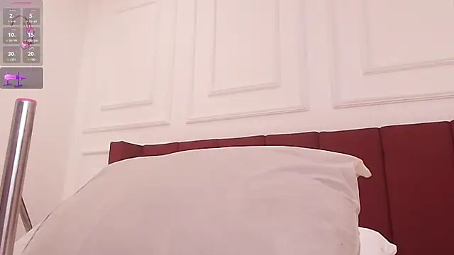 Snapshot of Luna_monroe_ chatting on 03/01/25, 01:51 Luna monroe online show from 03/01/25, 01:51