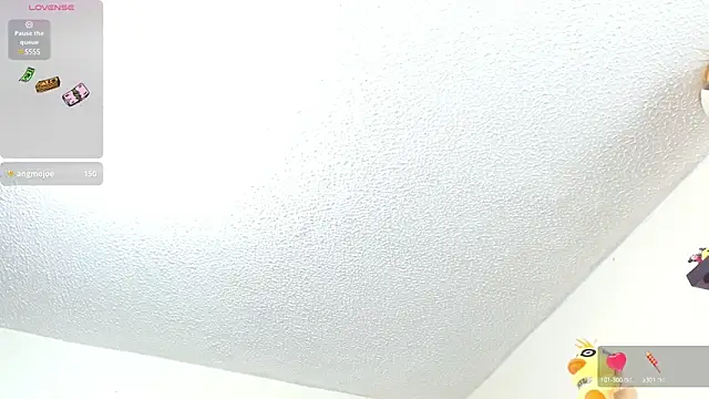 Snapshot of jeff_and_jade chatting on 03/03/25, 02:04 jeff and jade online show from 03/03/25, 02:04