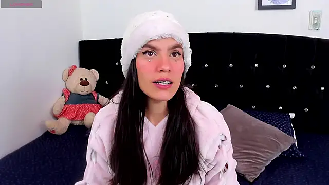 cleo gh1 online show from 12/23/24, 06:00