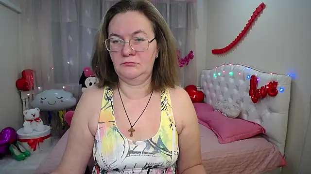 HolyMilfa online show from 02/12/25, 07:44