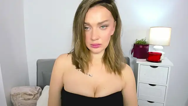 OliviaFantasy online show from 01/14/25, 07:32