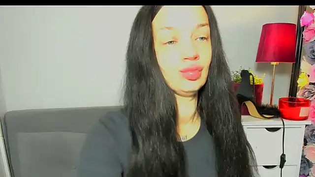 OliviaFantasy online show from 02/10/26, 07:34