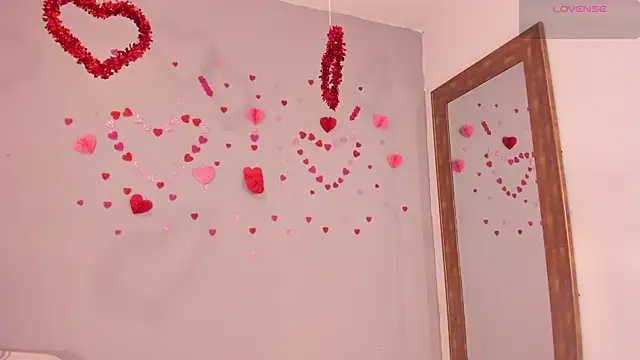 Snapshot of Maia_W10 chatting on 02/27/26, 12:16 Maia W10 online show from 02/27/26, 12:16