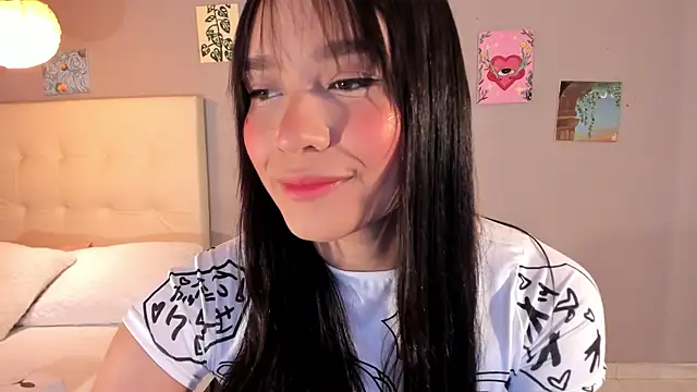 Snapshot of Maia_W10 chatting on 04/13/26, 01:16 Maia W10 online show from 04/13/26, 01:16