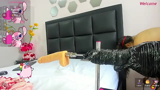 Snapshot of Catalina_Jonex chatting on 10/14/25, 08:53 Catalina Jonex online show from 10/14/25, 08:53