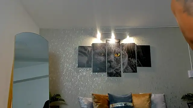 Regan   online show from 01/15/25, 04:25