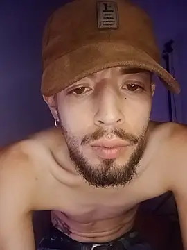 Aaronkiller online show from 07/07/26, 02:36