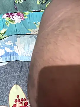 Snapshot of coco_boy12 chatting on 11/29/25, 05:10 coco boy12 online show from 11/29/25, 05:10