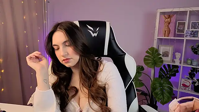 MelissaLovvv online show from 02/15/26, 07:51