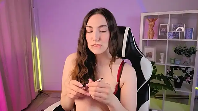 MelissaLovvv online show from 05/13/26, 05:49