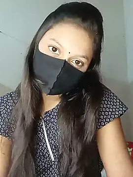 Snapshot of Nadia-2 chatting on 12/05/24, 05:39 Nadia-2 online show from 12/05/24, 05:39