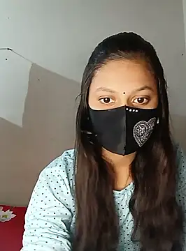 Snapshot of Nadia-2 chatting on 12/10/24, 01:55 Nadia-2 online show from 12/10/24, 01:55