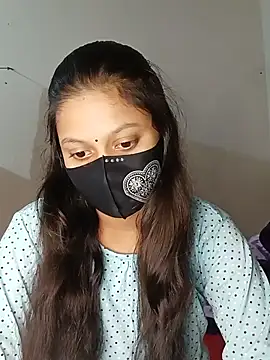 Snapshot of Nadia-2 chatting on 12/10/24, 06:28 Nadia-2 online show from 12/10/24, 06:28