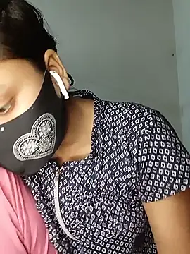 Snapshot of Nadia-2 chatting on 01/12/25, 02:09 Nadia-2 online show from 01/12/25, 02:09