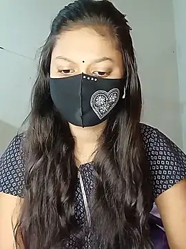 Snapshot of Nadia-2 chatting on 01/13/25, 01:45 Nadia-2 online show from 01/13/25, 01:45