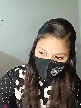 Snapshot of Nadia-2 chatting on 01/13/25, 07:10 Nadia-2 online show from 01/13/25, 07:10