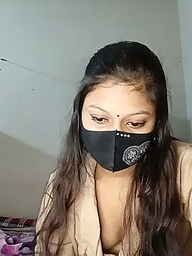 Snapshot of Nadia-2 chatting on 01/19/25, 11:32 Nadia-2 online show from 01/19/25, 11:32