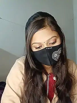 Snapshot of Nadia-2 chatting on 01/20/25, 07:04 Nadia-2 online show from 01/20/25, 07:04