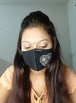 Snapshot of Nadia-2 chatting on 02/02/25, 08:08 Nadia-2 online show from 02/02/25, 08:08