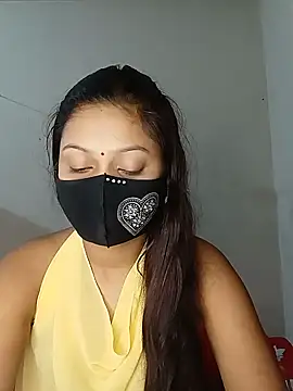 Snapshot of Nadia-2 chatting on 02/05/25, 12:31 Nadia-2 online show from 02/05/25, 12:31