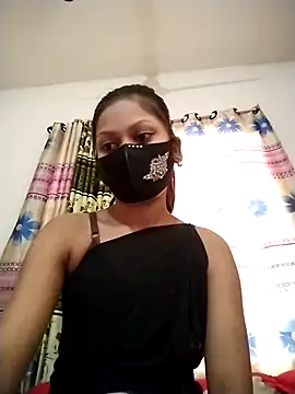 Snapshot of Nadia-2 chatting on 11/05/25, 04:56 Nadia-2 online show from 11/05/25, 04:56