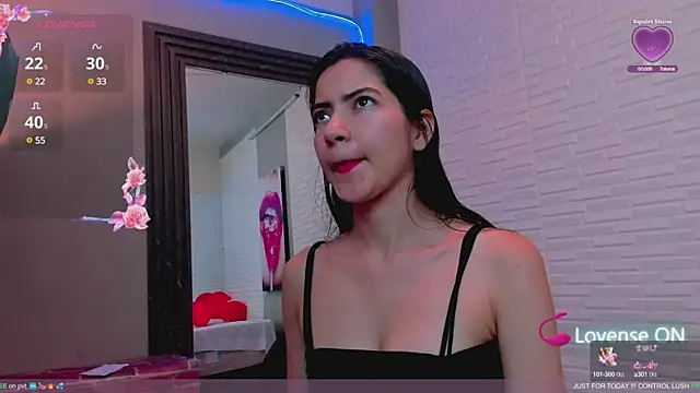 Snapshot of sweetieandjuicyy chatting on 02/21/25, 02:27 sweetieandjuicyy online show from 02/21/25, 02:27