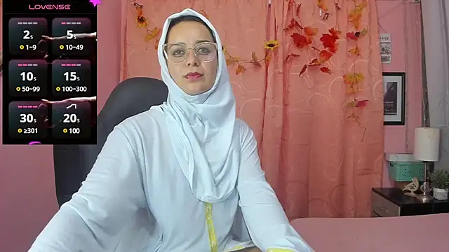 Snapshot of BadraSaadi chatting on 01/14/25, 04:08 BadraSaadi online show from 01/14/25, 04:08