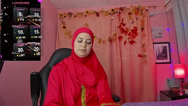 Snapshot of BadraSaadi chatting on 02/01/25, 04:00 BadraSaadi online show from 02/01/25, 04:00