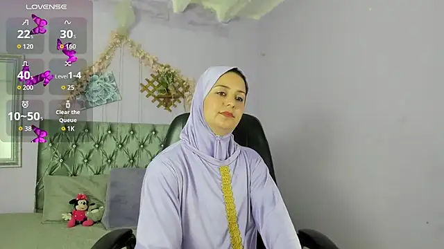 Snapshot of BadraSaadi chatting on 10/01/25, 07:42 BadraSaadi online show from 10/01/25, 07:42