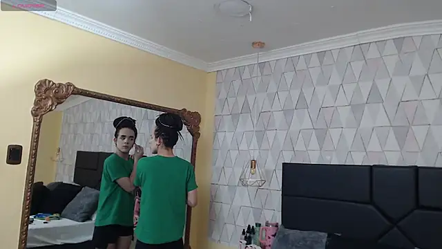 JustinePerry online show from 03/22/25, 04:24