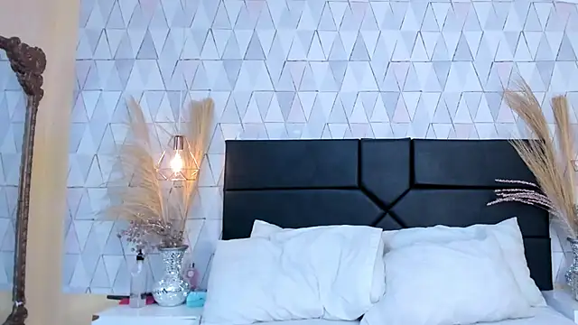 JustinePerry online show from 04/05/26, 03:47