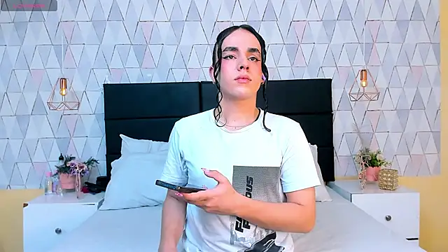 JustinePerry online show from 04/10/26, 03:56