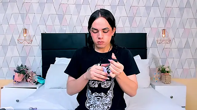 JustinePerry online show from 04/16/26, 04:13