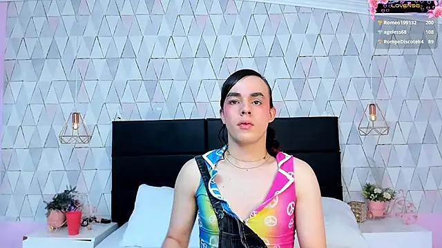 JustinePerry online show from 05/17/26, 04:21