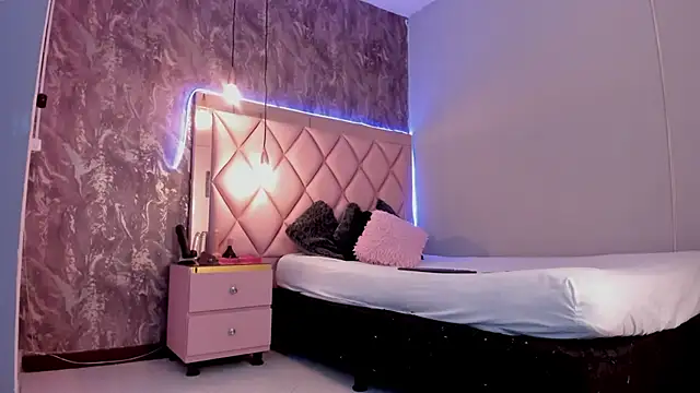 megan 100 online show from 01/30/25, 06:54