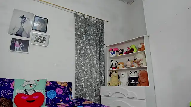 megan 100 online show from 02/16/26, 04:47