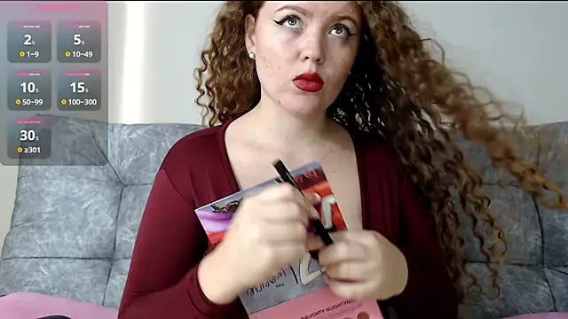 Mia fooxx  online show from 02/05/25, 12:38