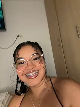 Lucy wilson5 online show from 01/26/25, 03:38