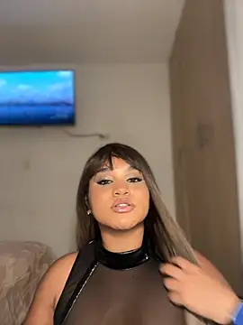 Lucy wilson5 online show from 10/24/25, 02:30