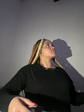 Lucy wilson5 online show from 11/28/25, 02:47