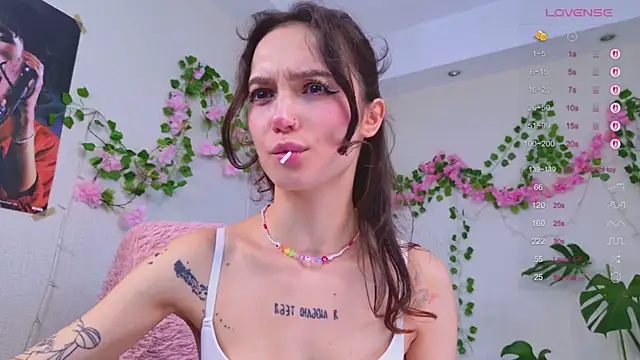 MyLou  online show from 09/12/25, 03:12