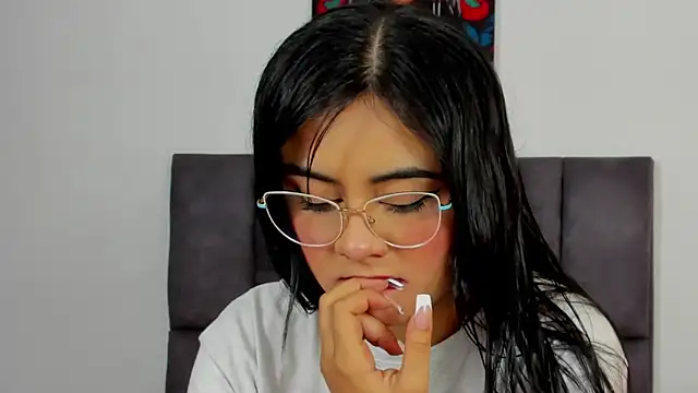 Dulce amg online show from 03/17/25, 01:29