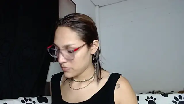 alexandra lorens online show from 11/09/25, 01:15