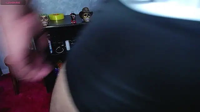 Snapshot of mysteery_katty_ chatting on 02/17/25, 07:31 mysteery katty online show from 02/17/25, 07:31