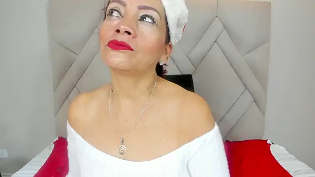 Snapshot of Kasandra_Gomez chatting on 12/04/25, 12:25 Kasandra Gomez online show from 12/04/25, 12:25