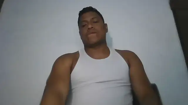 latinblack01 online show from 11/08/25, 03:56