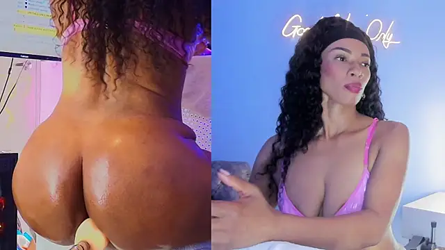 Snapshot of sashamonroe__ chatting on 10/18/25, 10:38 sashamonroe online show from 10/18/25, 10:38