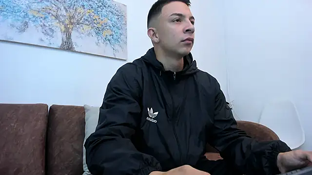 Samuel Up online show from 02/05/25, 03:34