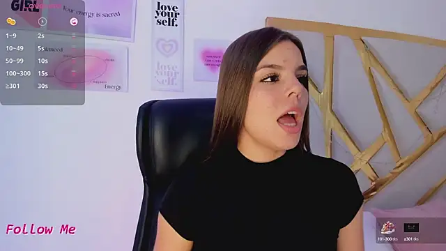 LanaJones  online show from 09/19/25, 12:28